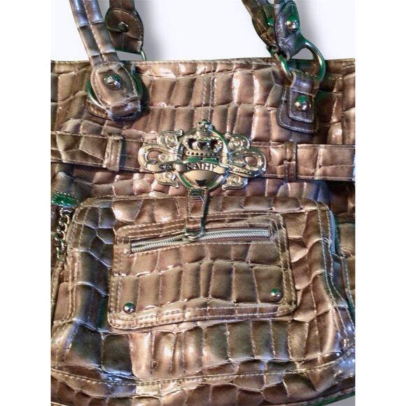 Kathy Van Zeeland Metallic Crocodile Embossed Shoulder Bag with Charm - Picture 2 of 5